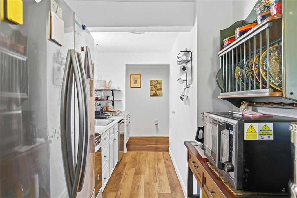 For Sale: $385,000 (4 beds, 2 baths, 1435 Square Feet)