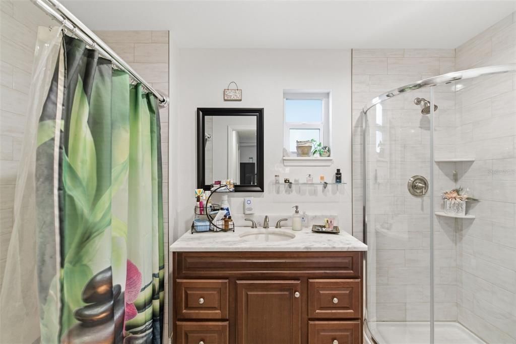 For Sale: $385,000 (4 beds, 2 baths, 1435 Square Feet)