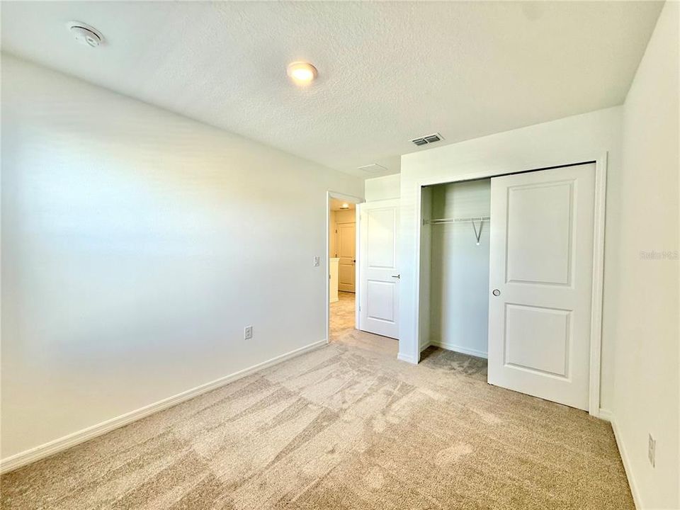 For Rent: $1,950 (3 beds, 2 baths, 1373 Square Feet)