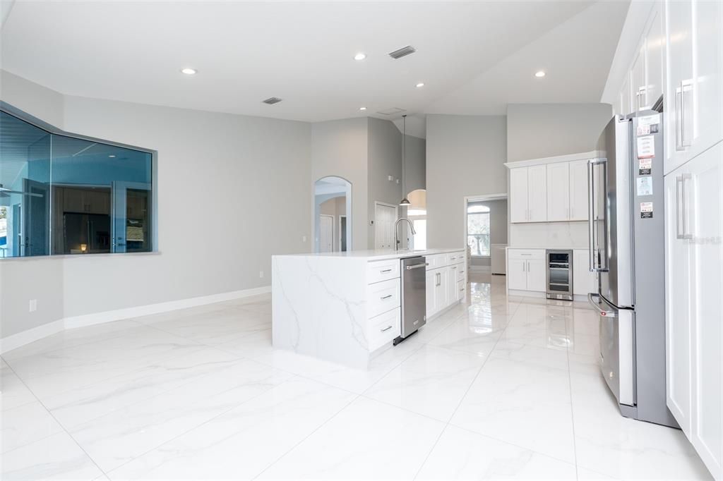 For Sale: $2,100,000 (4 beds, 3 baths, 2782 Square Feet)