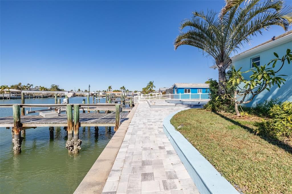 For Sale: $2,100,000 (4 beds, 3 baths, 2782 Square Feet)