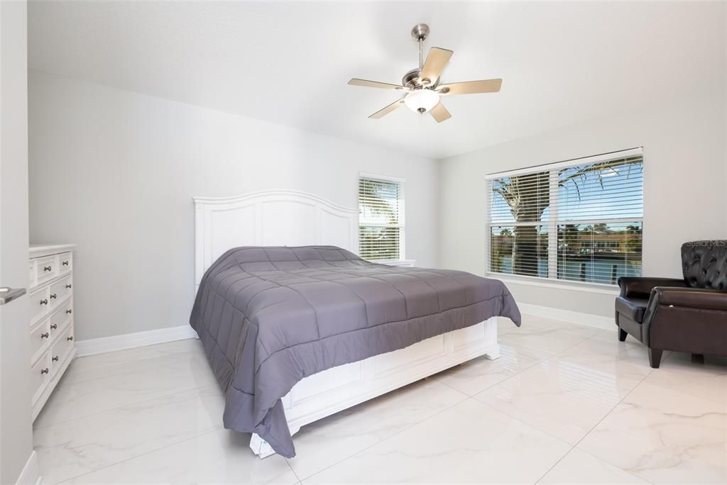 For Sale: $2,100,000 (4 beds, 3 baths, 2782 Square Feet)