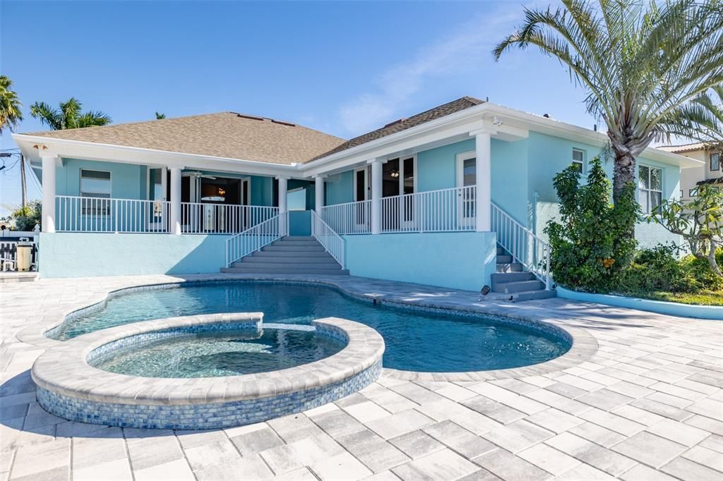 For Sale: $2,100,000 (4 beds, 3 baths, 2782 Square Feet)