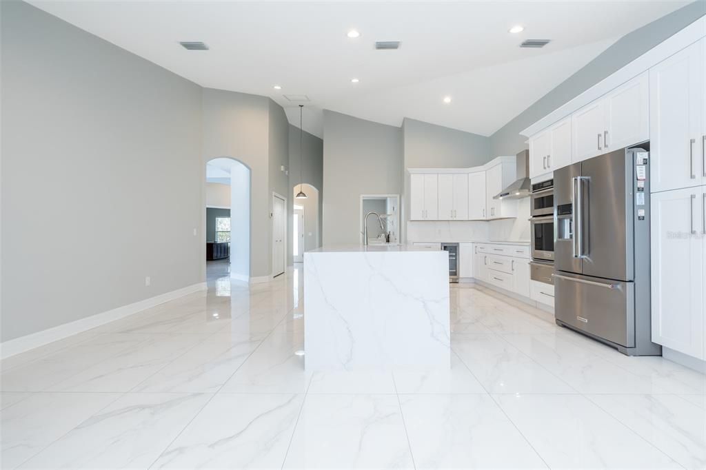 For Sale: $2,100,000 (4 beds, 3 baths, 2782 Square Feet)