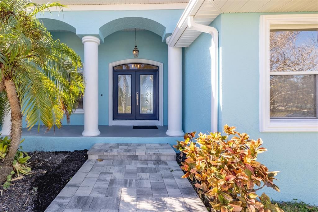 For Sale: $2,100,000 (4 beds, 3 baths, 2782 Square Feet)