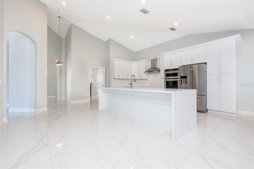 For Sale: $2,100,000 (4 beds, 3 baths, 2782 Square Feet)