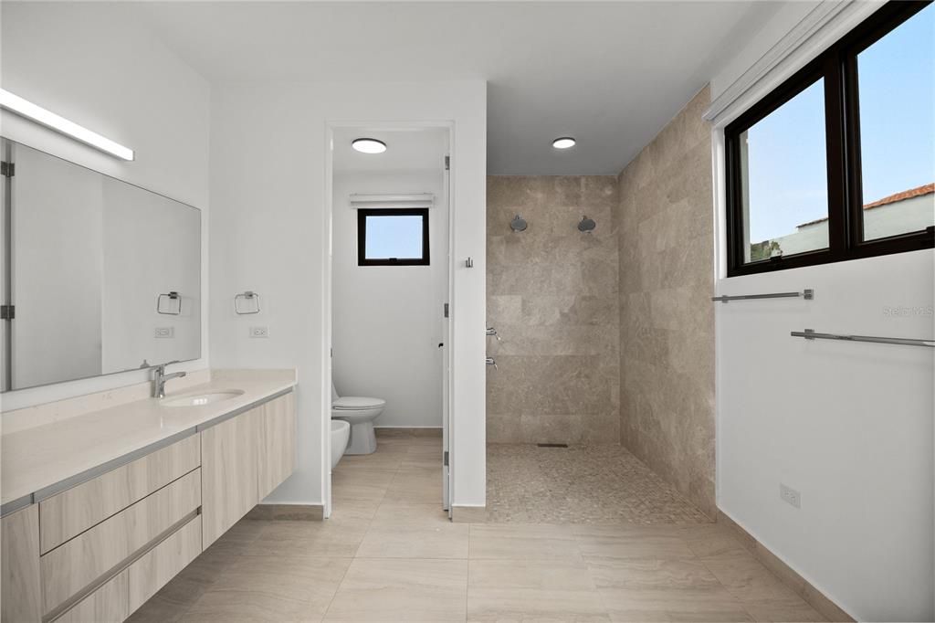 For Sale: $2,700,000 (4 beds, 4 baths, 3206 Square Feet)