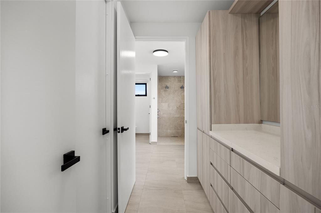 For Sale: $2,700,000 (4 beds, 4 baths, 3206 Square Feet)