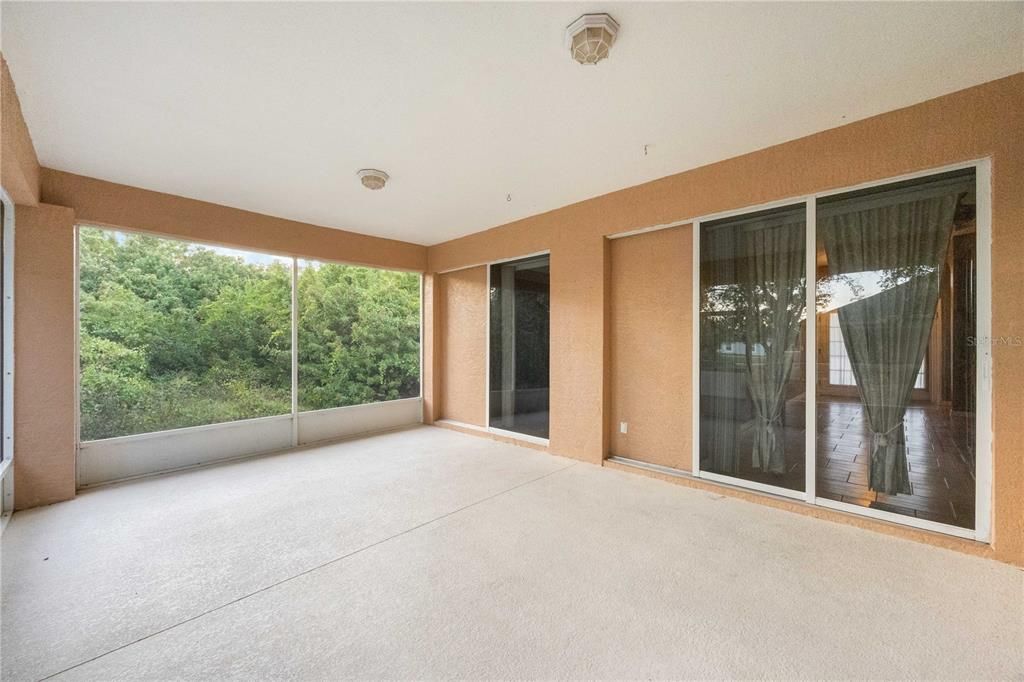 For Sale: $359,900 (3 beds, 2 baths, 1927 Square Feet)