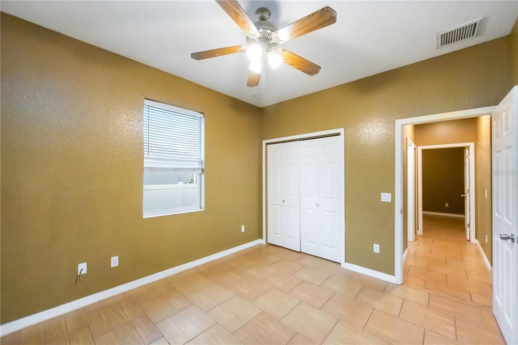 For Sale: $359,900 (3 beds, 2 baths, 1927 Square Feet)