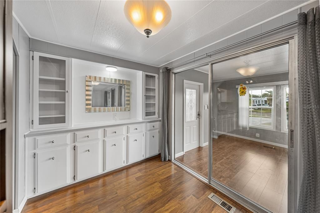 待售: $179,900 (3 贝兹, 2 浴室, 1464 平方英尺)