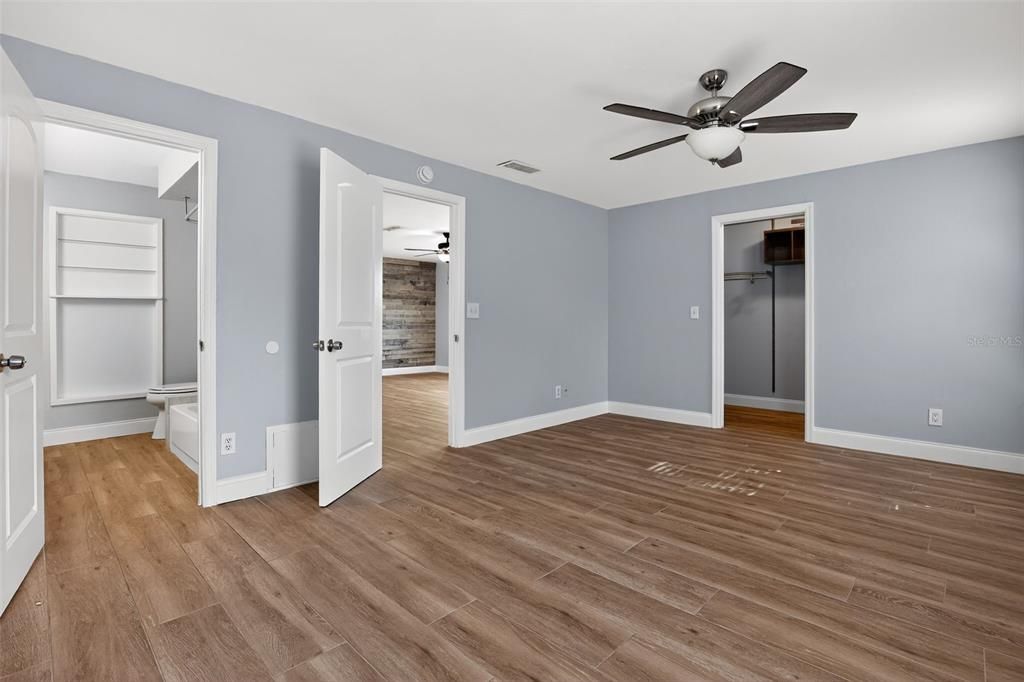 待售: $271,900 (2 贝兹, 2 浴室, 1200 平方英尺)