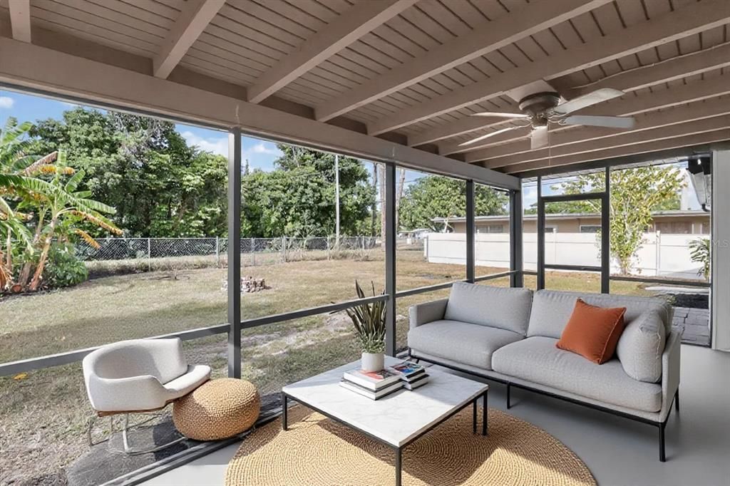 待售: $271,900 (2 贝兹, 2 浴室, 1200 平方英尺)