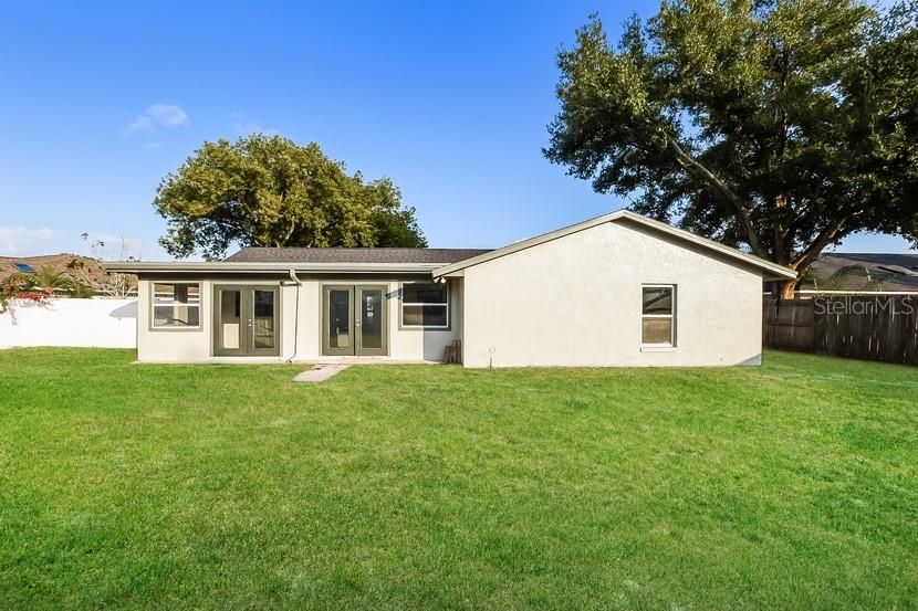 For Sale: $419,900 (3 beds, 2 baths, 1497 Square Feet)