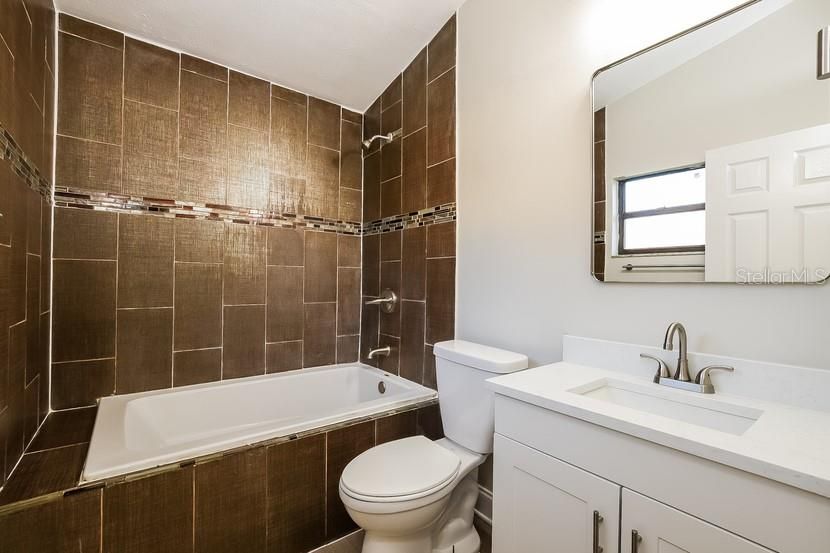 For Sale: $419,900 (3 beds, 2 baths, 1497 Square Feet)