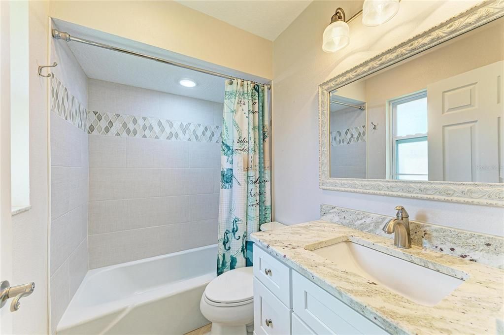 For Sale: $324,000 (2 beds, 2 baths, 1230 Square Feet)