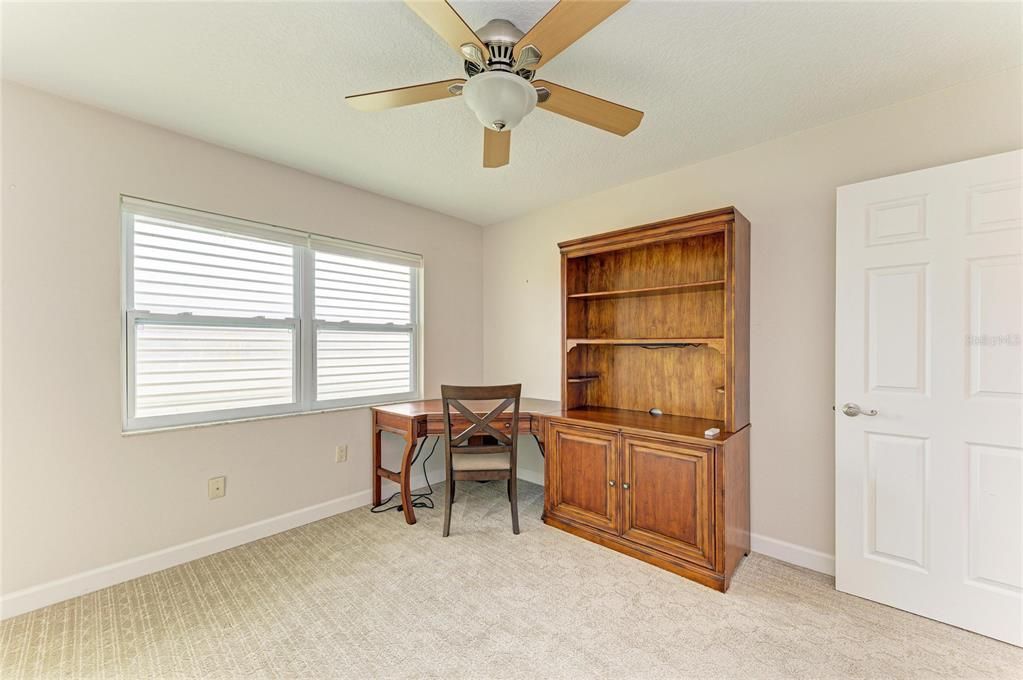 For Sale: $324,000 (2 beds, 2 baths, 1230 Square Feet)