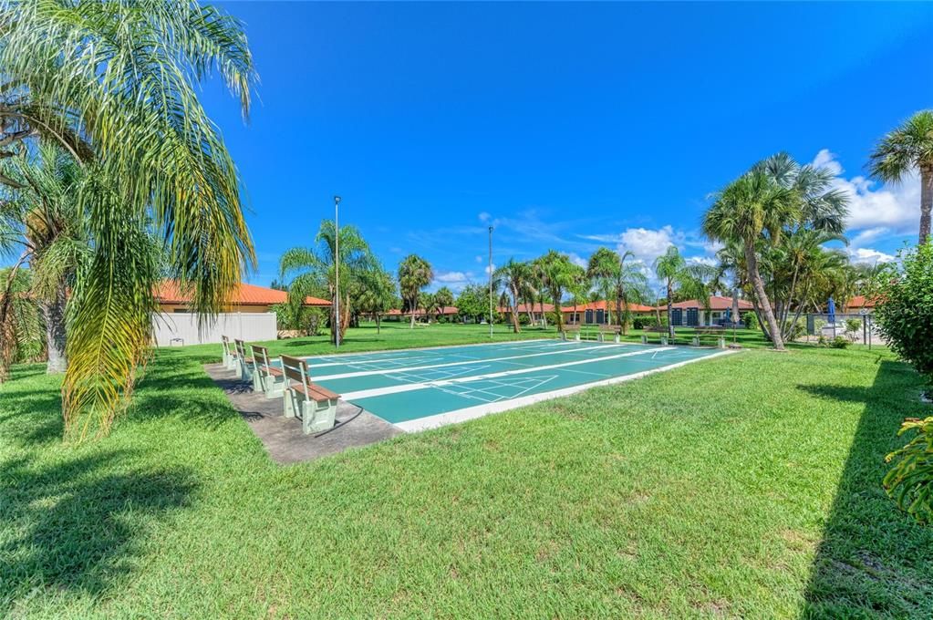 For Sale: $324,000 (2 beds, 2 baths, 1230 Square Feet)