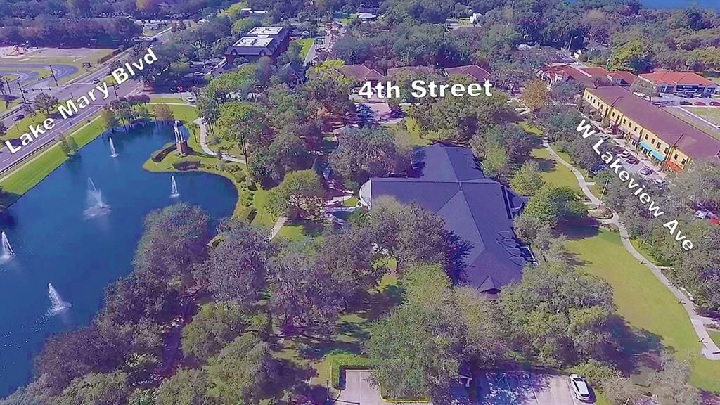 En Venta: $949,999 (0.98 acres)