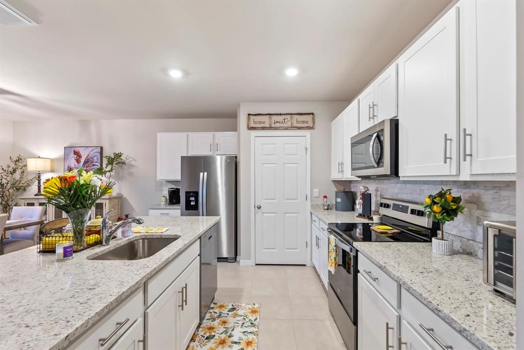 For Sale: $399,000 (4 beds, 2 baths, 2102 Square Feet)