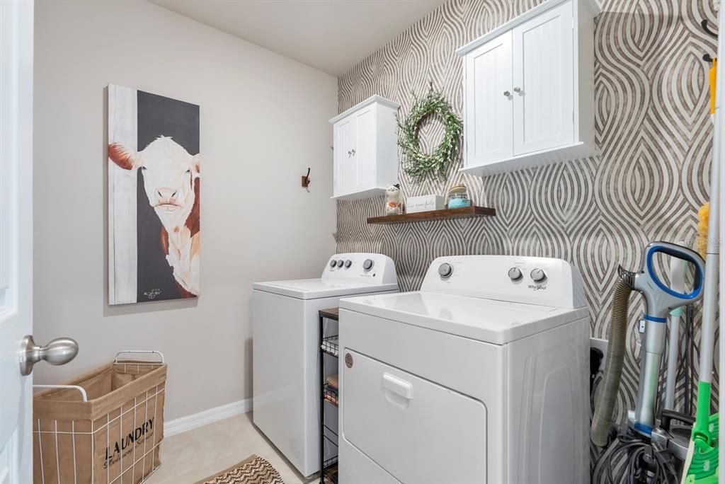 For Sale: $399,000 (4 beds, 2 baths, 2102 Square Feet)