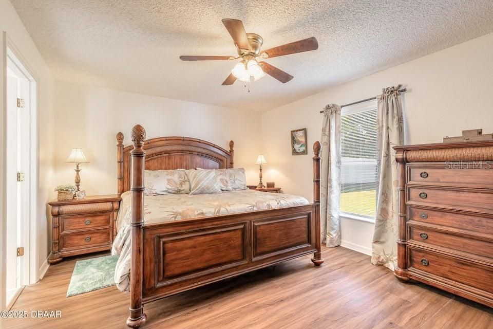 For Sale: $312,000 (3 beds, 2 baths, 1621 Square Feet)