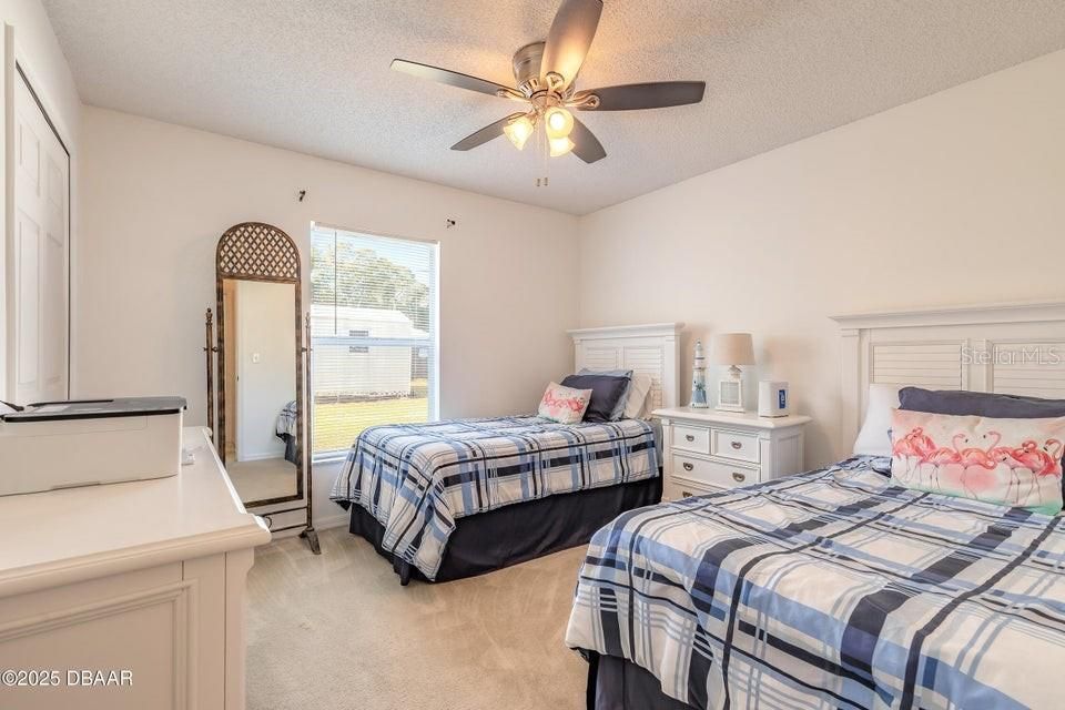 For Sale: $312,000 (3 beds, 2 baths, 1621 Square Feet)