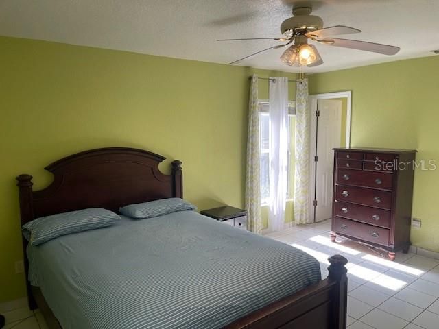 待售: $280,000 (3 贝兹, 2 浴室, 1232 平方英尺)