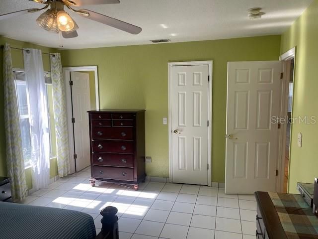 待售: $280,000 (3 贝兹, 2 浴室, 1232 平方英尺)