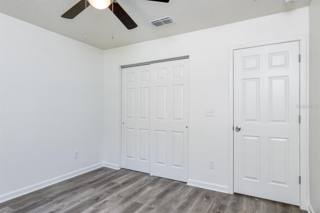 For Sale: $359,000 (4 beds, 2 baths, 1651 Square Feet)