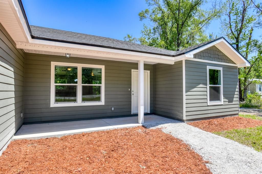 For Sale: $359,000 (4 beds, 2 baths, 1651 Square Feet)