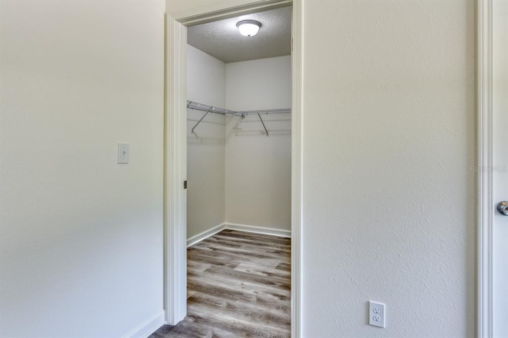 For Sale: $359,000 (4 beds, 2 baths, 1651 Square Feet)