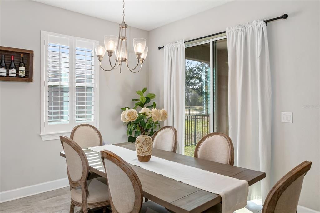 待售: $475,000 (4 贝兹, 2 浴室, 1916 平方英尺)