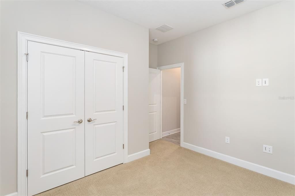 待售: $475,000 (4 贝兹, 2 浴室, 1916 平方英尺)