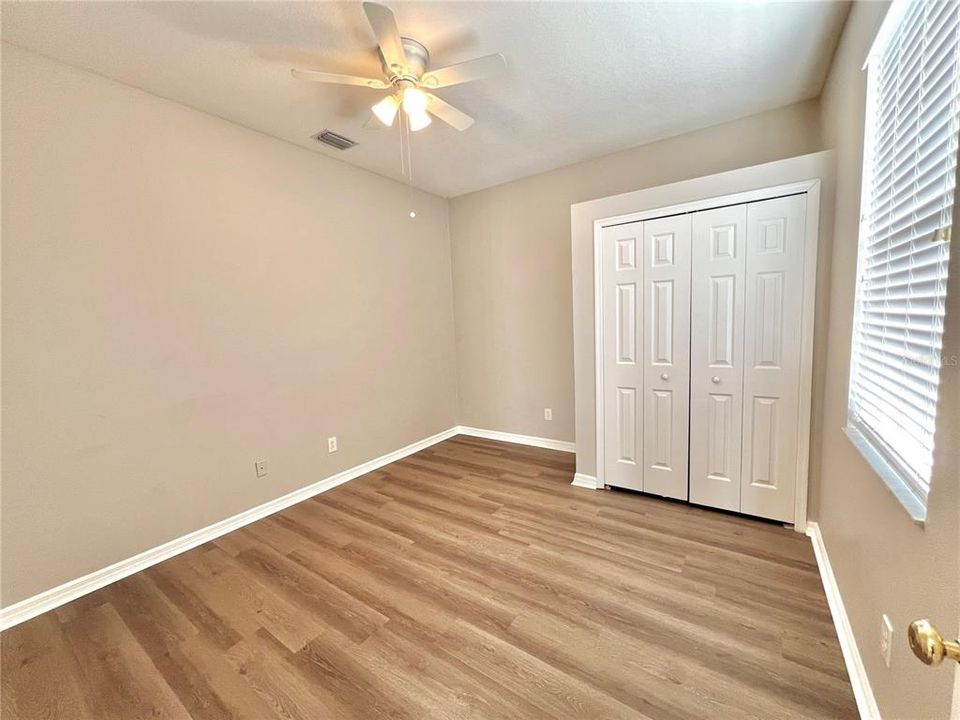 For Rent: $2,250 (4 beds, 2 baths, 1828 Square Feet)