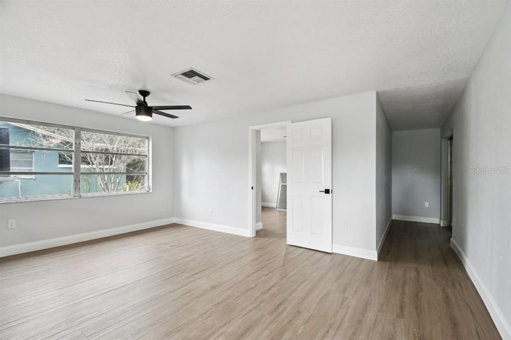 На продажу: $380,000 (3 спален, 2 ванн, 1414 Квадратных фут)