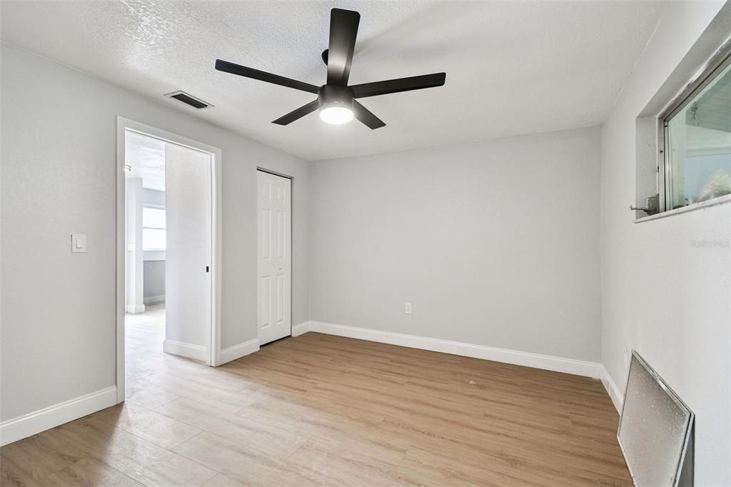 На продажу: $380,000 (3 спален, 2 ванн, 1414 Квадратных фут)