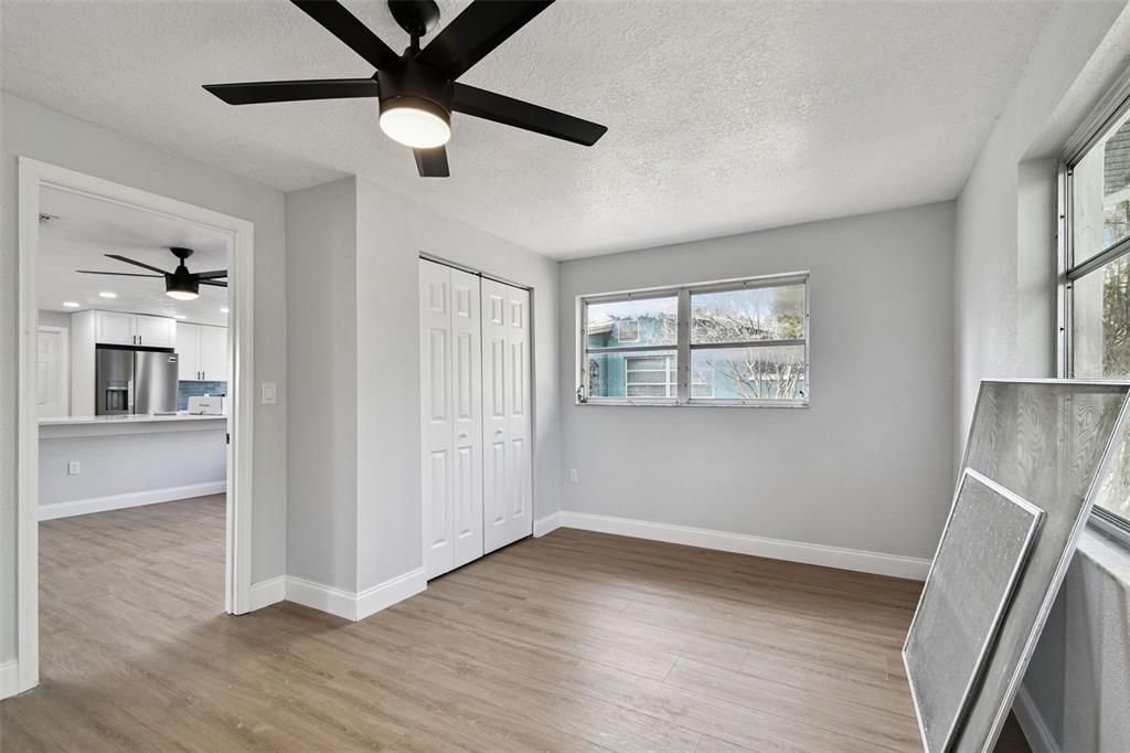 На продажу: $380,000 (3 спален, 2 ванн, 1414 Квадратных фут)