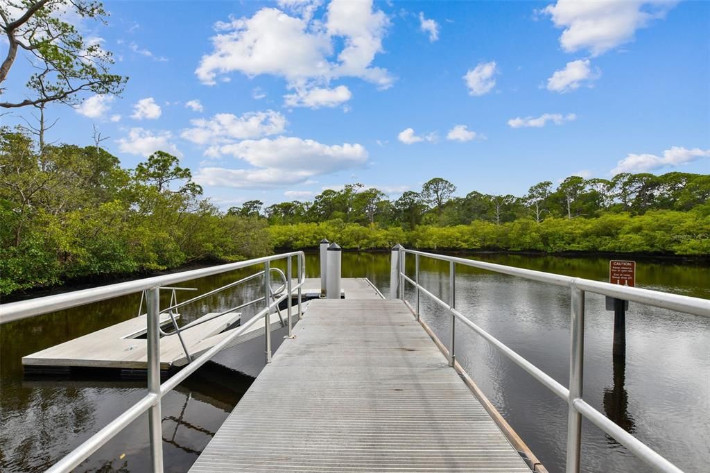 На продажу: $380,000 (3 спален, 2 ванн, 1414 Квадратных фут)