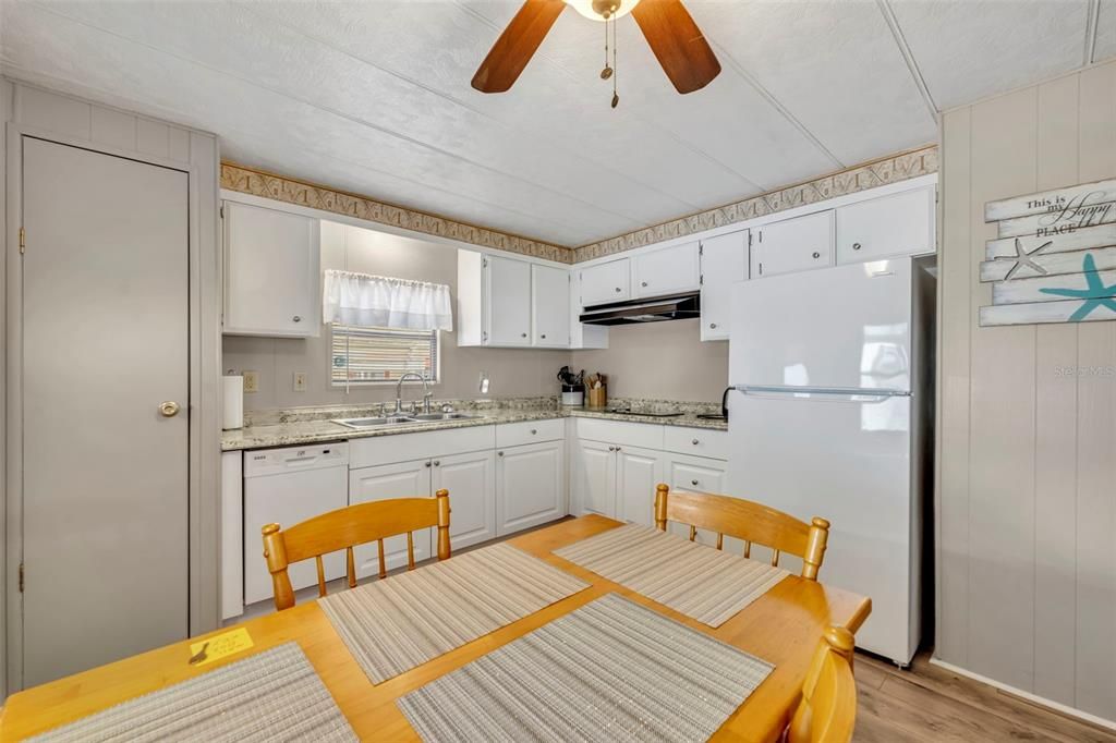 En Venta: $70,000 (2 camas, 1 baños, 672 Pies cuadrados)