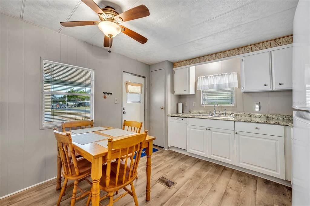 En Venta: $70,000 (2 camas, 1 baños, 672 Pies cuadrados)