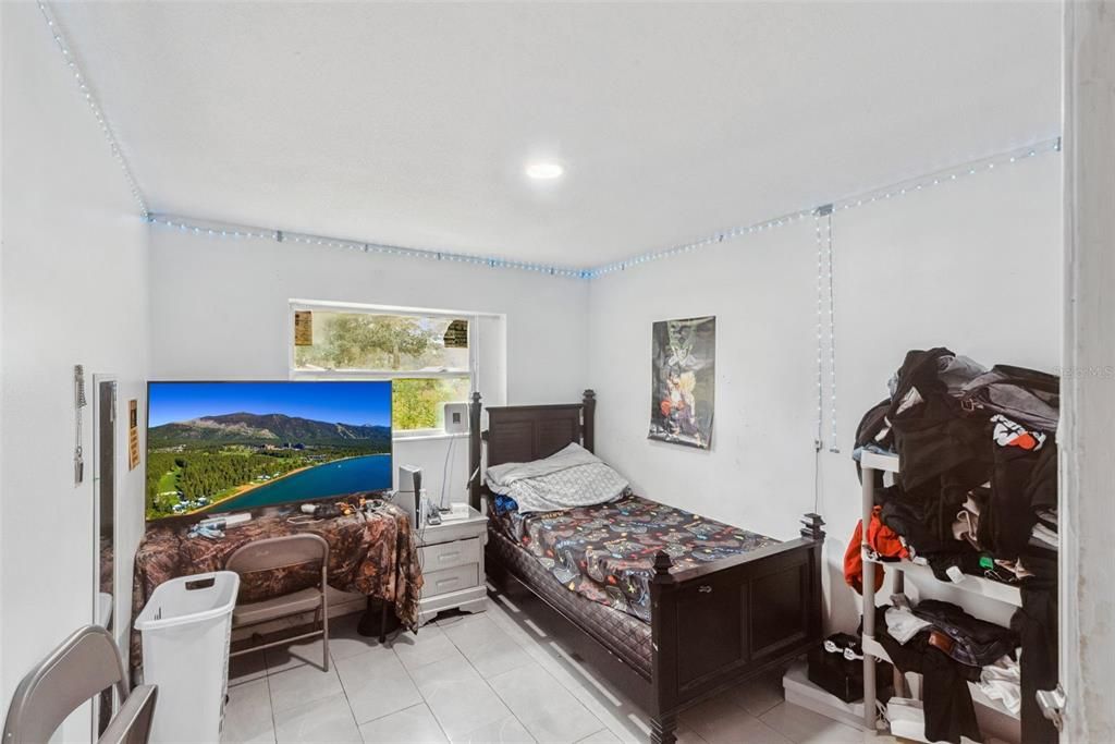 En Venta: $600,000 (4 camas, 2 baños, 2506 Pies cuadrados)