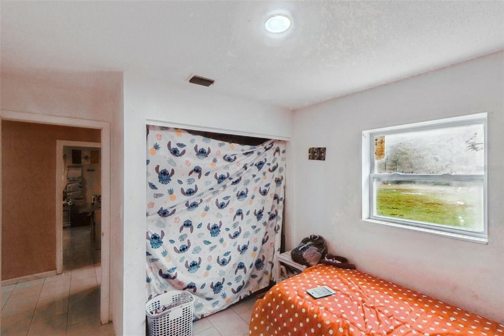 En Venta: $600,000 (4 camas, 2 baños, 2506 Pies cuadrados)