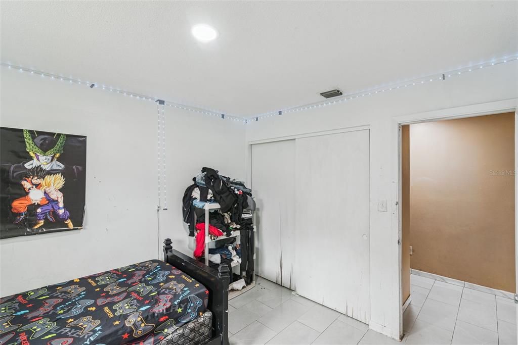 En Venta: $600,000 (4 camas, 2 baños, 2506 Pies cuadrados)