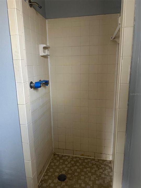 待售: $227,000 (3 贝兹, 2 浴室, 1064 平方英尺)