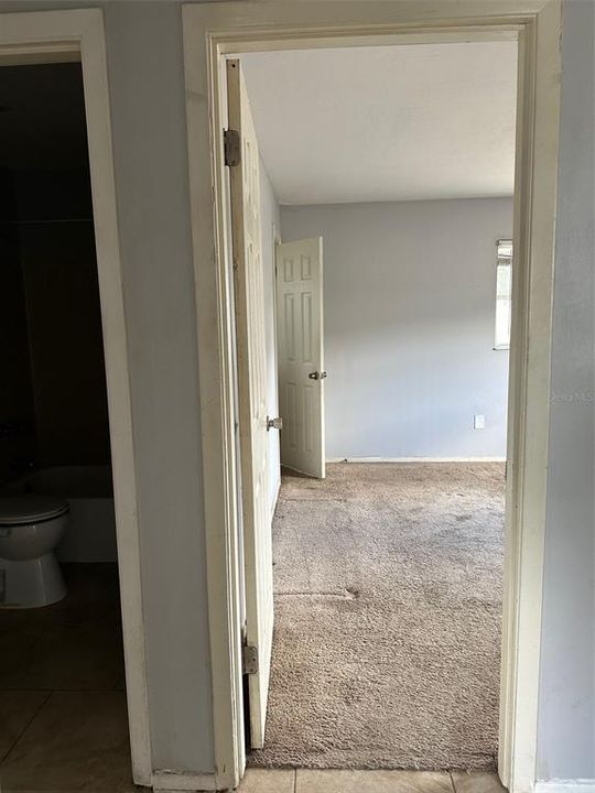 待售: $227,000 (3 贝兹, 2 浴室, 1064 平方英尺)