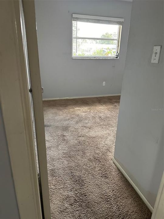 待售: $227,000 (3 贝兹, 2 浴室, 1064 平方英尺)