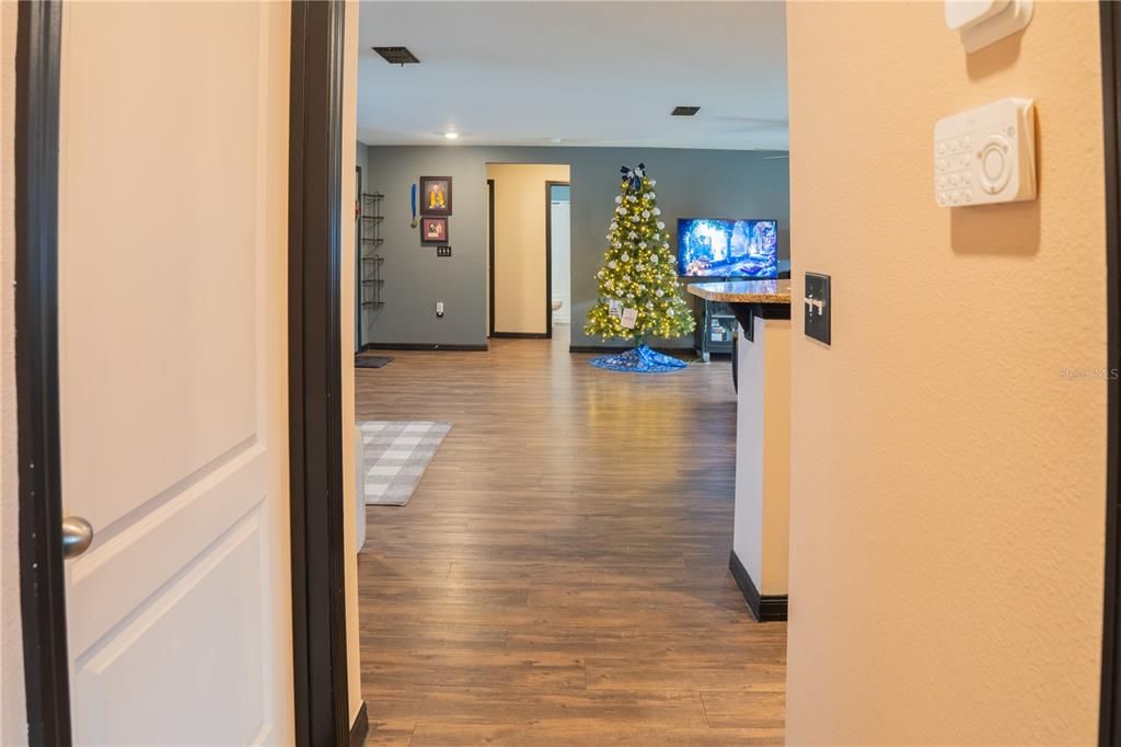 En Venta: $305,000 (3 camas, 2 baños, 1456 Pies cuadrados)