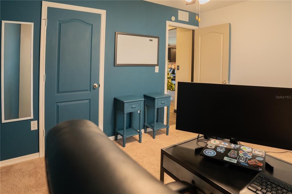 En Venta: $305,000 (3 camas, 2 baños, 1456 Pies cuadrados)