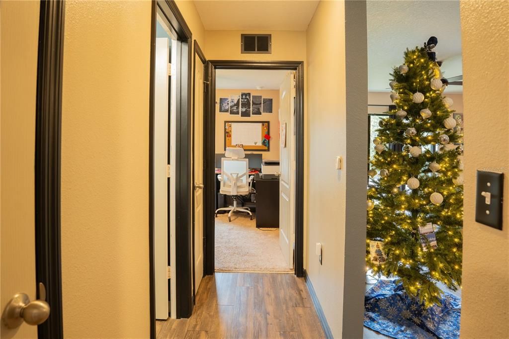 En Venta: $305,000 (3 camas, 2 baños, 1456 Pies cuadrados)